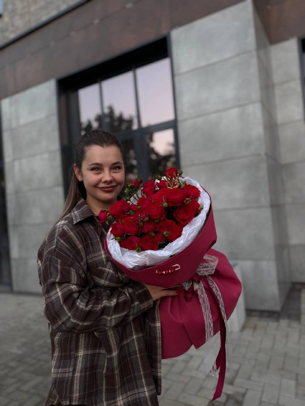 Красные розы